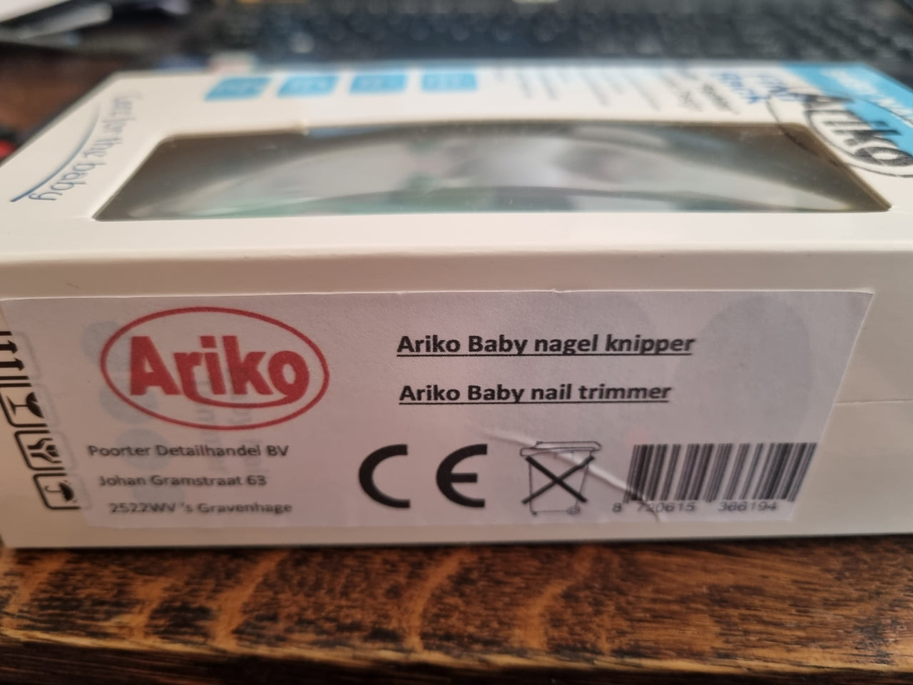 Ariko Baby Nagel Trimmer - 6 Opzetstukken Voor Baby en Volwassenen - Voor Gezonde Nagels - Mooie Opbergdoos