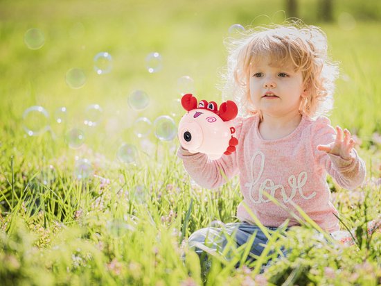 Ariko Bellenblaas Camera in vorm van een Krab - Zeepbel Machine Krab - inclusief 2 potjes bellenblaas en 3 AA batterijen