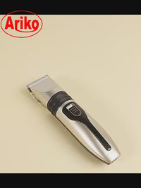 Ariko Honden Tondeuse - Trimmer met 4 Opzetstukken en Borstel - Superstil - 0,8 tot 12 mm - 4 Uur Oplaadtijd