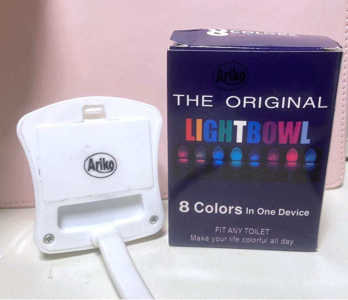 Ariko Éclairage LED des toilettes - 8 couleurs - Détecteur de mouvement - Économie de batterie - Différentes couleurs de lumière - Piles incluses