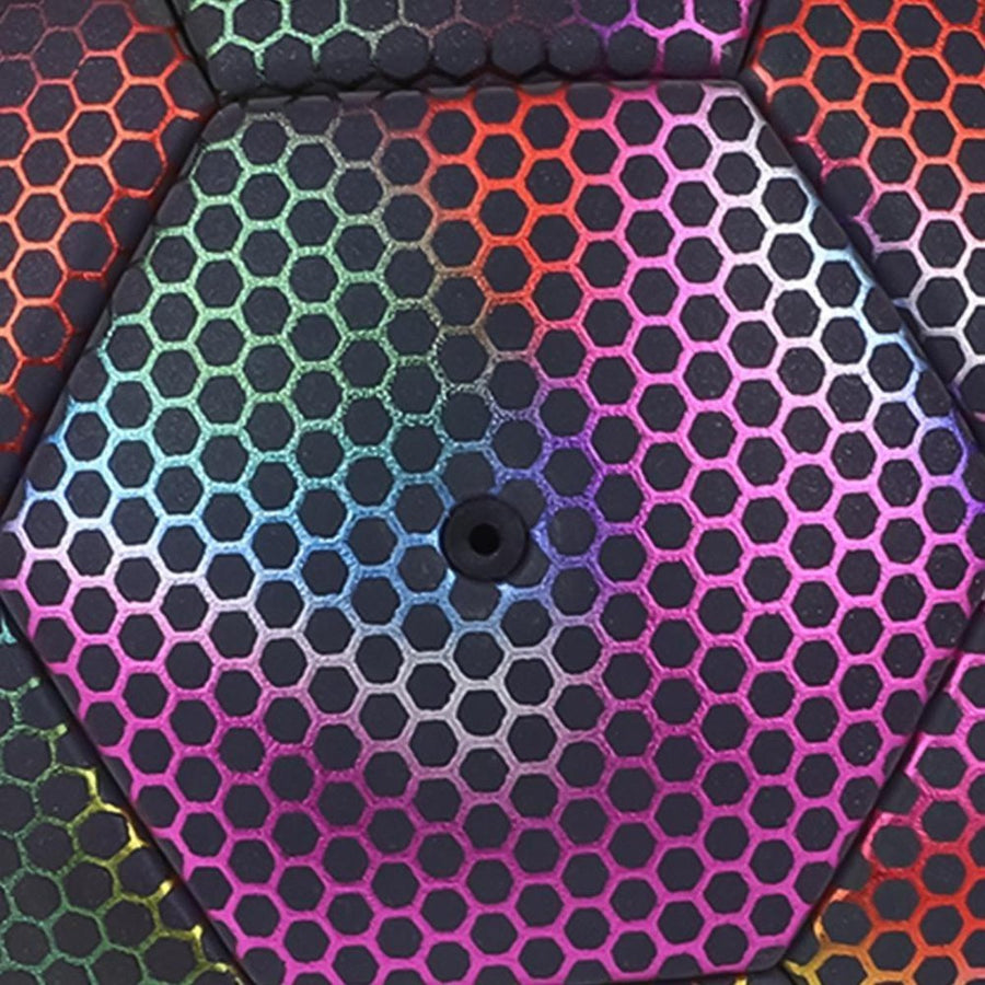 Ariko Fußball aus leuchtendem Leder | Reflektierende | Holografisch | Im Dunkeln leuchten | Unisex | Größe 5 | Mit Pumpe, Nadel und praktischer Aufbewahrungstasche