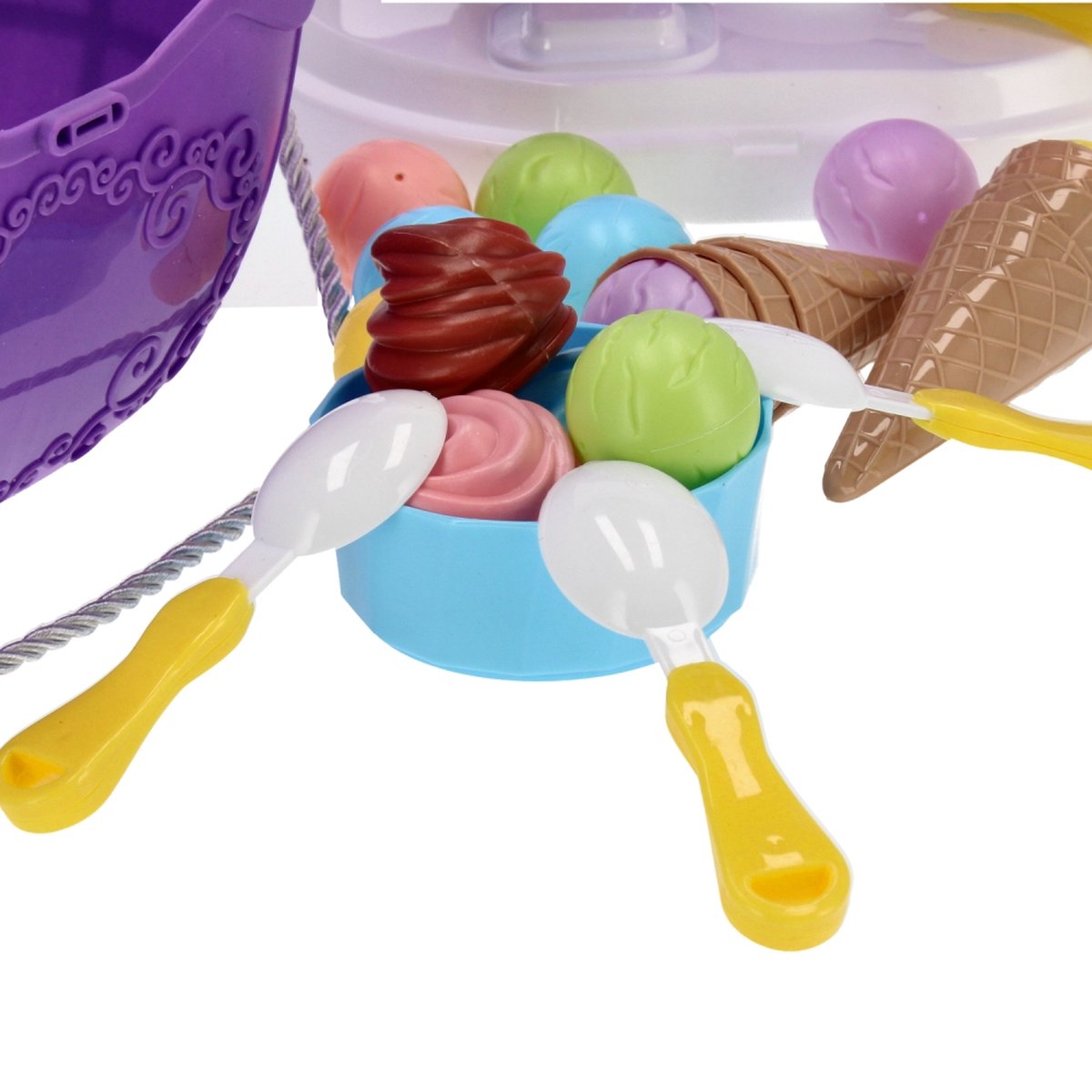 <tc>Ariko</tc>  Toy Suitcase Ice cream shop trolley shop 68 pièces - Glace molle, glace italienne, vaisselle, cône et bien plus encore - valise à emporter pratique