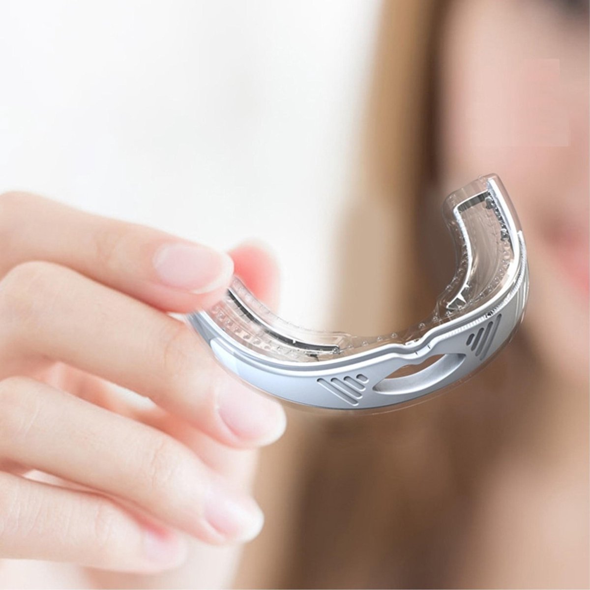 Ariko Embout anti-ronflement - Prise parfaite | Blanc | La solution la plus simple pour arrêter de ronfler | Embout anti-ronflement | Protège-dents anti-ronflement | Plus de ronflement | apnée | Dispositif de repositionnement mandibulaire - ARM