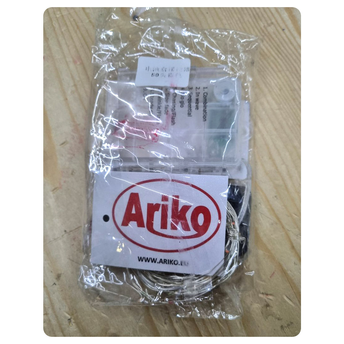 Ariko 50 led 5 meter Warm-wit kleuren kerstverlichting op batterijen , inclusief 3 stuks Philips batterijen