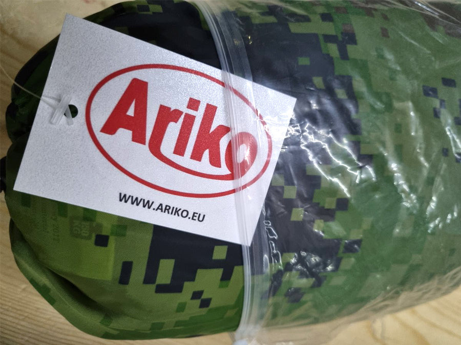 Ariko Hangmat met Muggennet in Camouflage stijl - Moskito - Hangmat - Muggennet - Klamboe Tent - Slaapmat - Muskietennet - Muskietengaas - Campingbedje - Slaapzak - Zwevend - 150KG - Camouflage