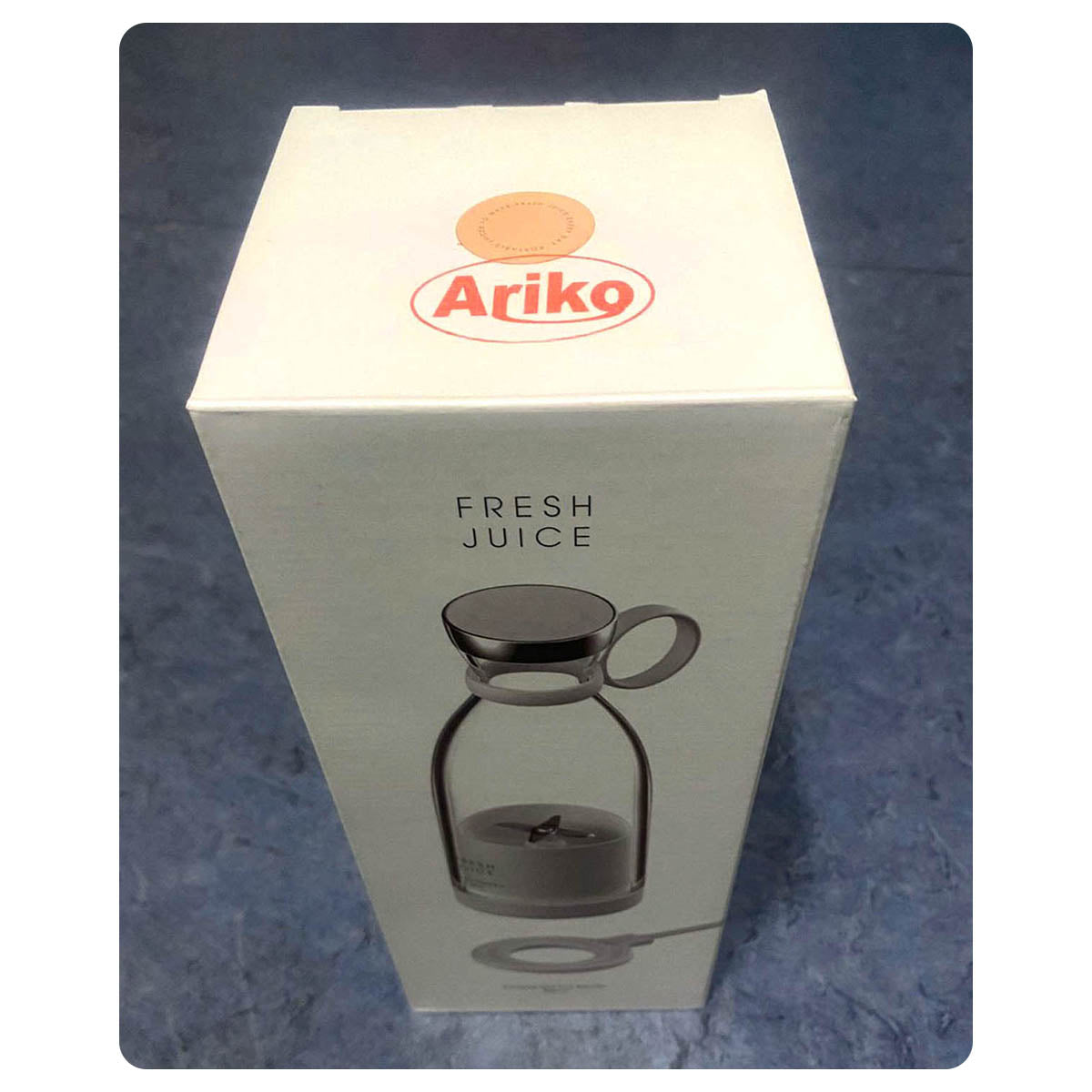 Ariko Tragbarer Mixer – Mini-Mixer für unterwegs – Smoothie-Mixer – Babynahrung – Frische Säfte – 350 ml – Magnetisches USB-Ladegerät – Weiß